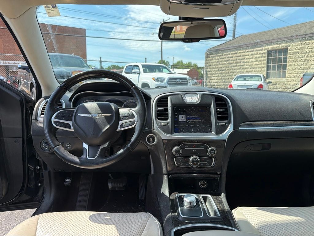 2019 Chrysler 300 Limited