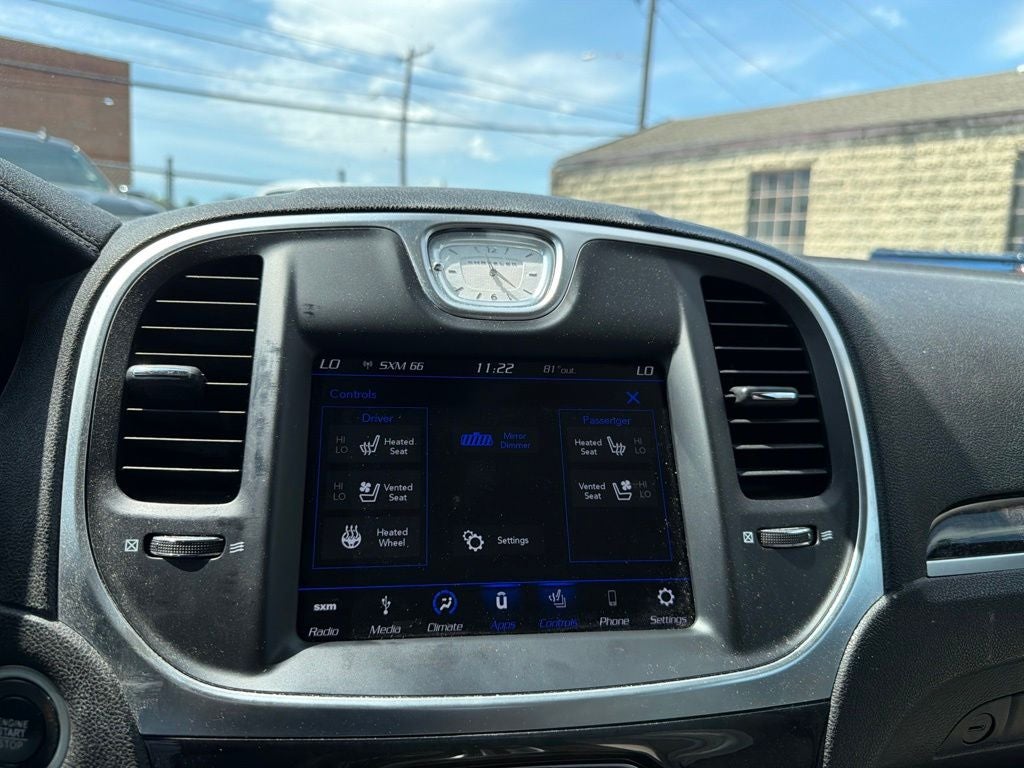2019 Chrysler 300 Limited