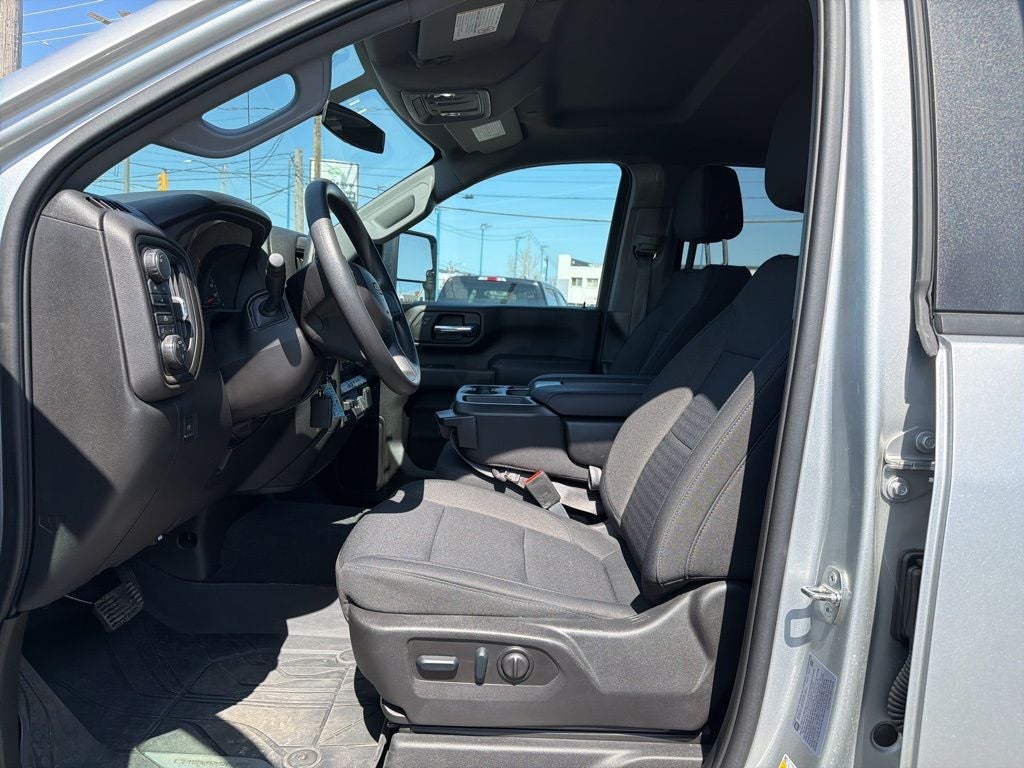 2023 Chevrolet Silverado 2500HD Custom