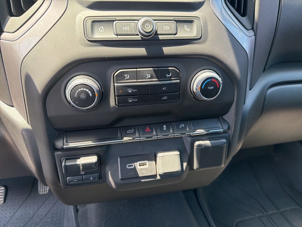 2023 Chevrolet Silverado 2500HD Custom