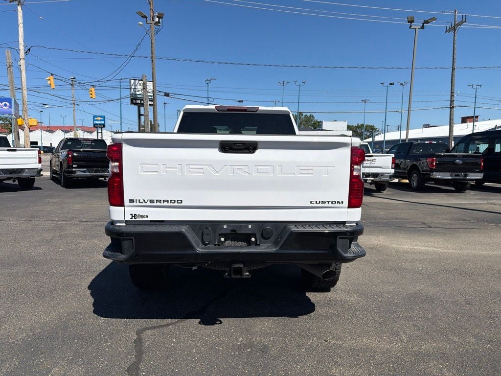 2024 Chevrolet Silverado 2500HD Custom