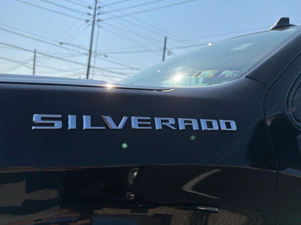 2023 Chevrolet Silverado 1500 LT LT1