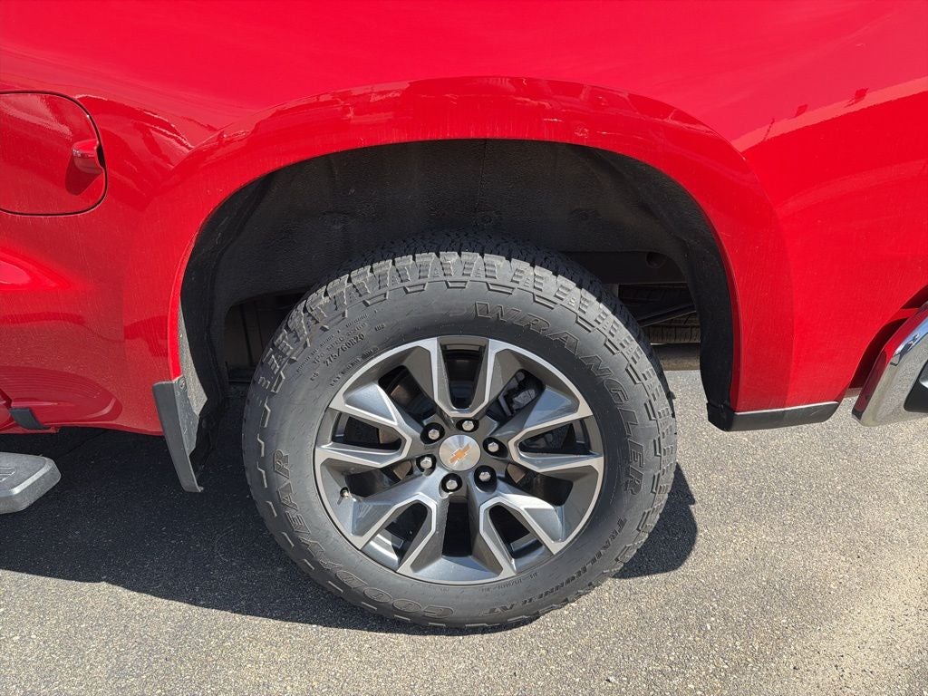 2025 Chevrolet Silverado 1500 LT LT1