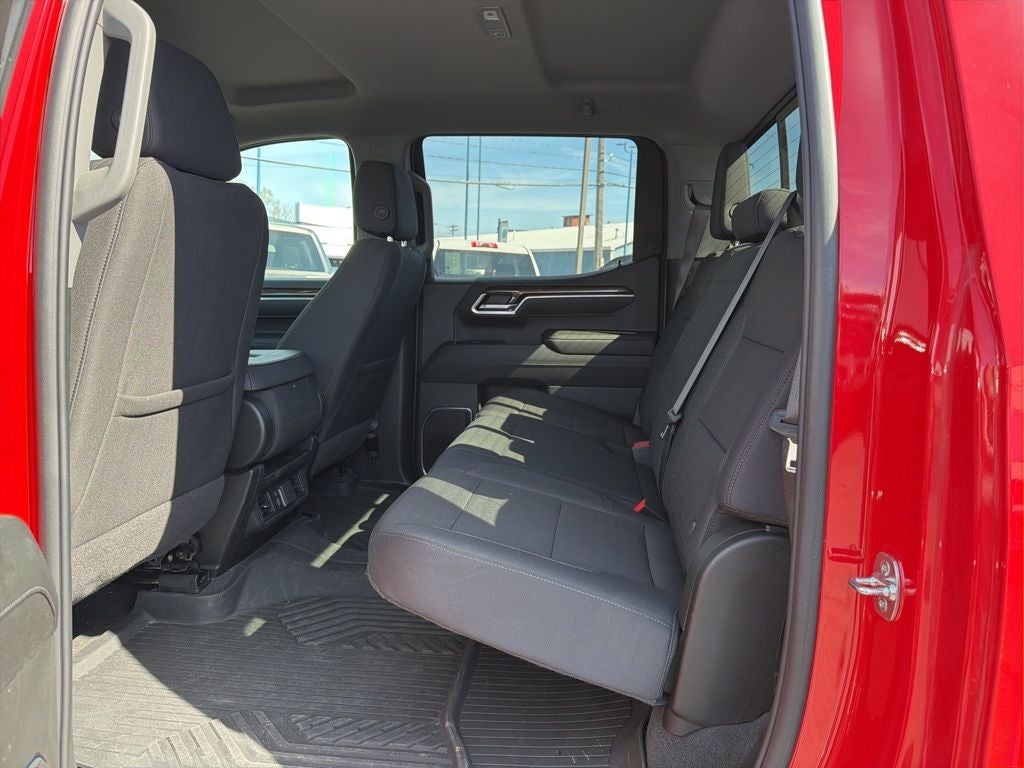 2025 Chevrolet Silverado 1500 LT LT1