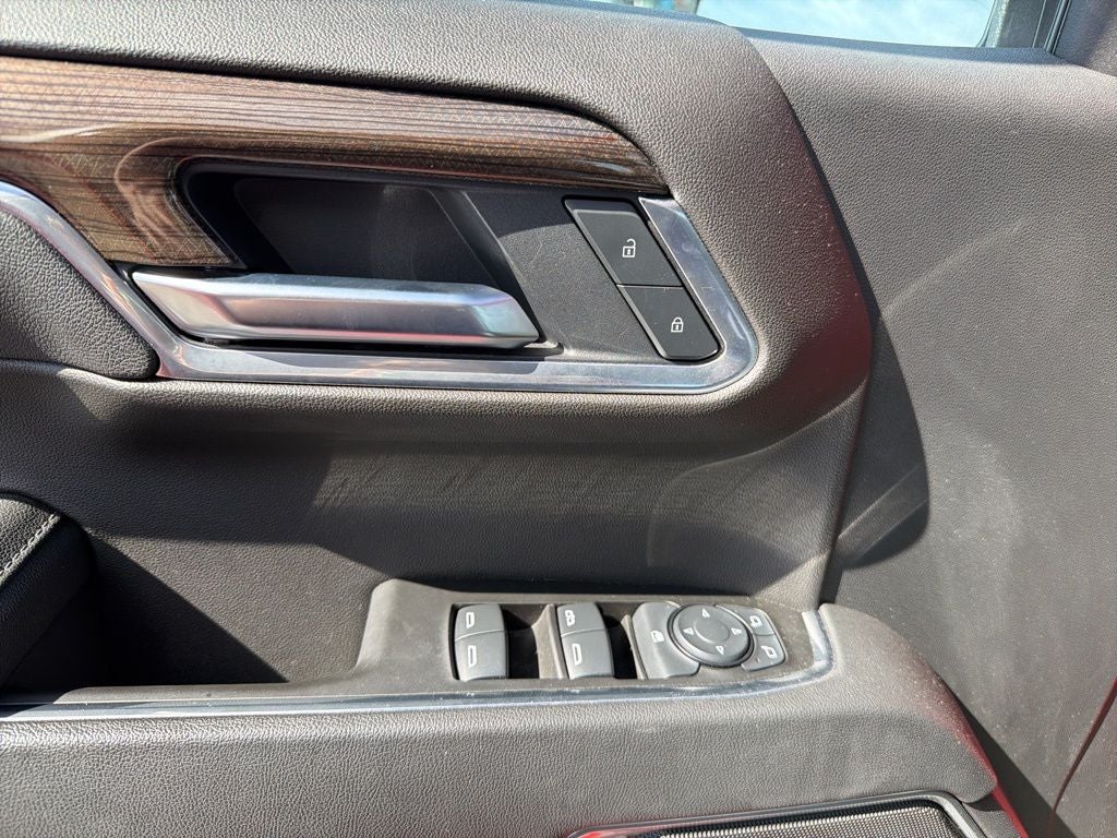 2025 Chevrolet Silverado 1500 LT LT1