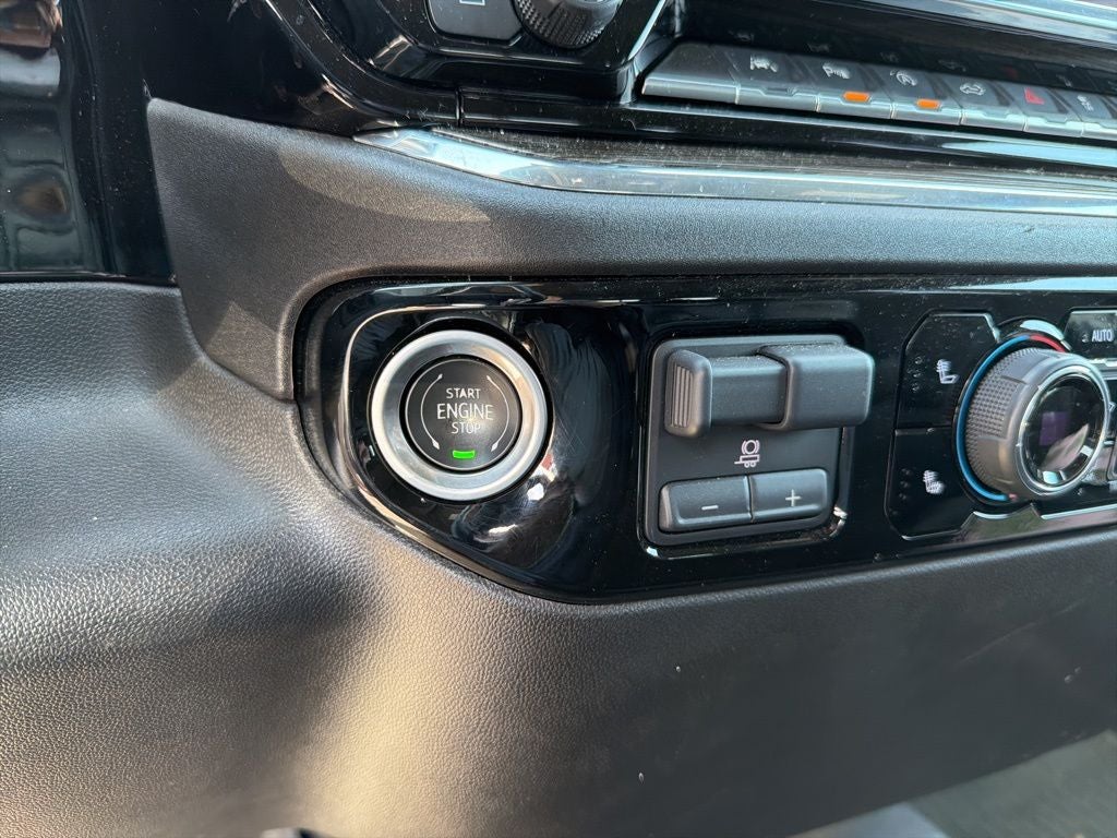 2025 Chevrolet Silverado 1500 LT LT1
