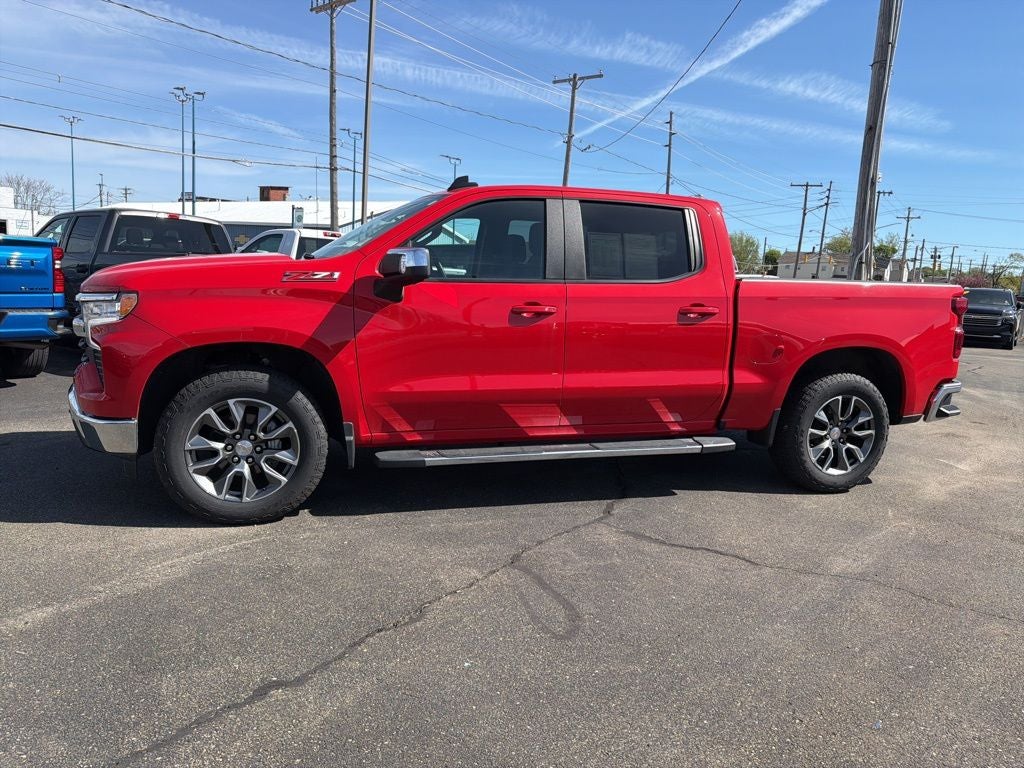 2025 Chevrolet Silverado 1500 LT LT1