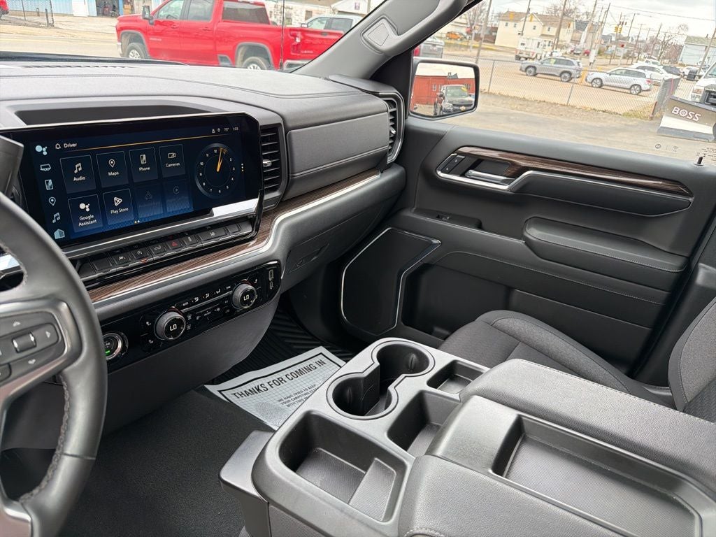 2024 Chevrolet Silverado 1500 LT