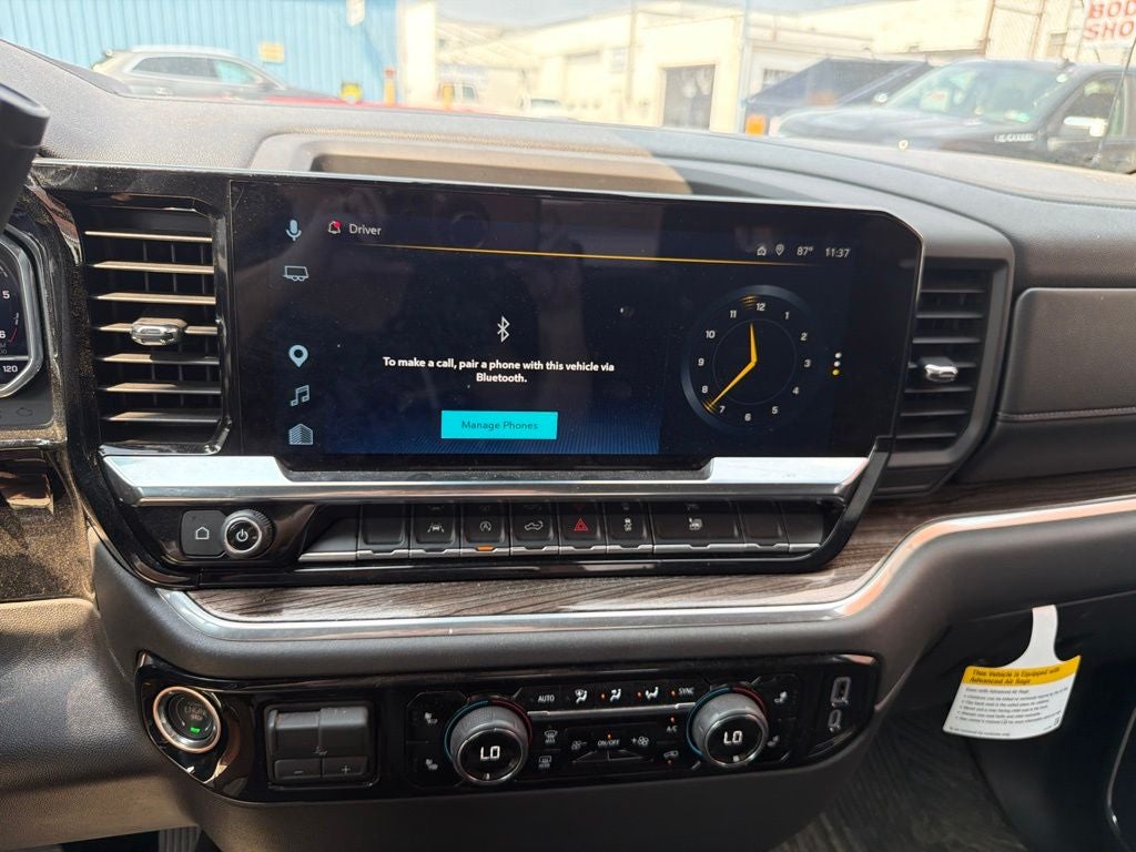 2025 Chevrolet Silverado 1500 LT