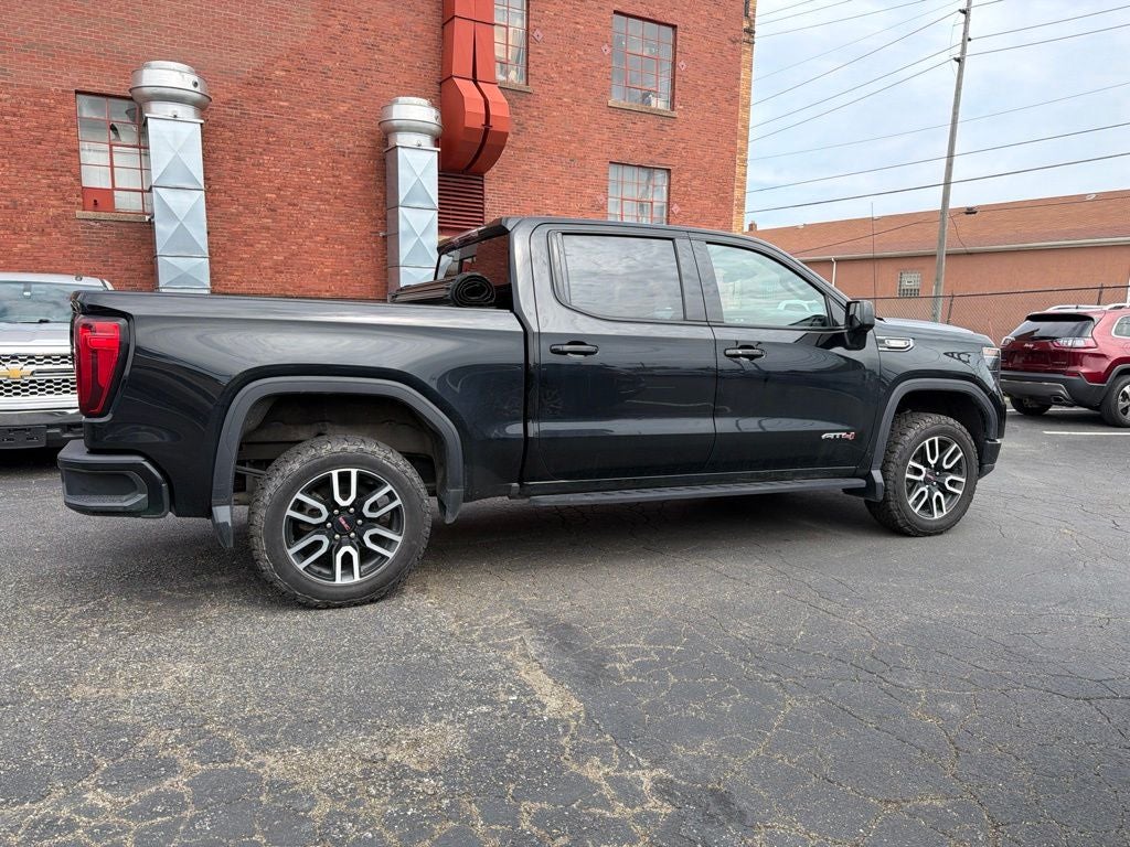 2022 GMC Sierra 1500 AT4