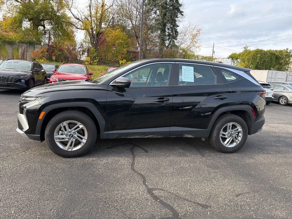 2025 Hyundai TUCSON SE