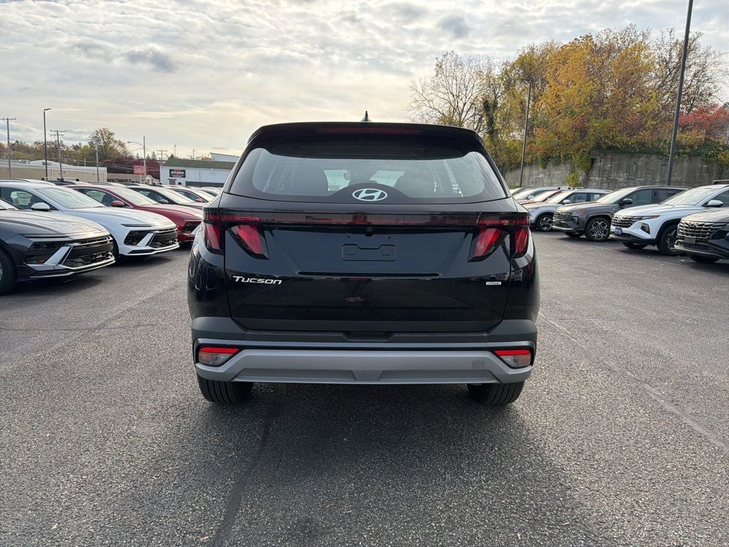 2025 Hyundai TUCSON SE