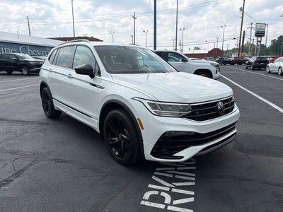 2023 Volkswagen Tiguan 2.0T SE R-Line Black