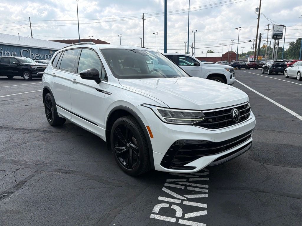 2023 Volkswagen Tiguan 2.0T SE R-Line Black