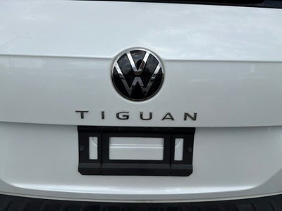 2023 Volkswagen Tiguan 2.0T SE R-Line Black