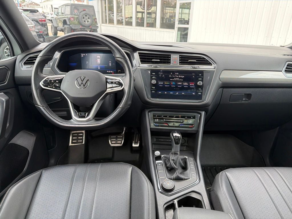 2023 Volkswagen Tiguan 2.0T SE R-Line Black