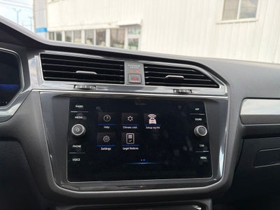 2023 Volkswagen Tiguan 2.0T SE R-Line Black