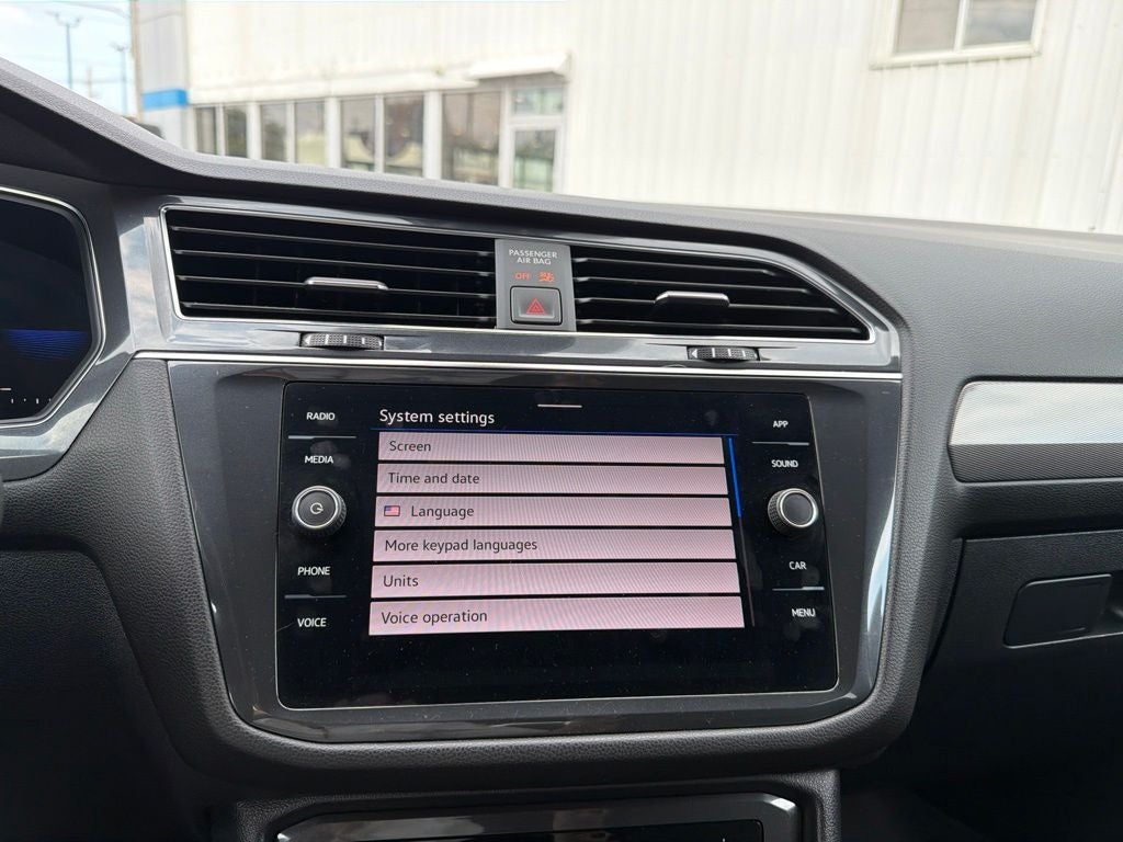 2023 Volkswagen Tiguan 2.0T SE R-Line Black