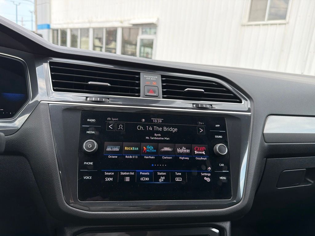 2023 Volkswagen Tiguan 2.0T SE R-Line Black