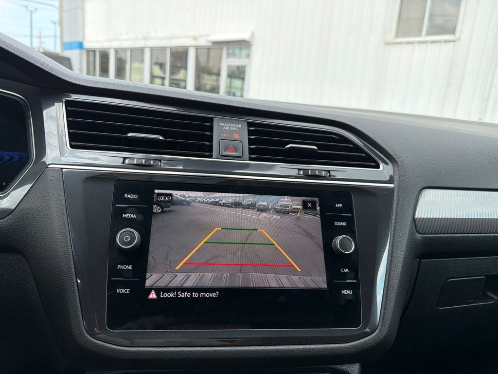 2023 Volkswagen Tiguan 2.0T SE R-Line Black