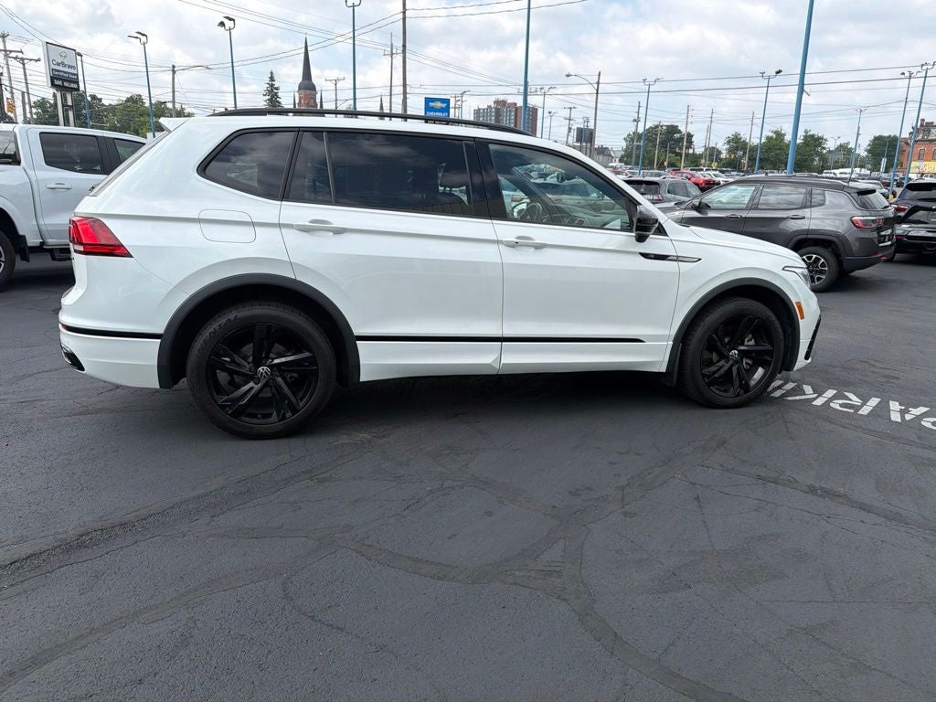 2023 Volkswagen Tiguan 2.0T SE R-Line Black