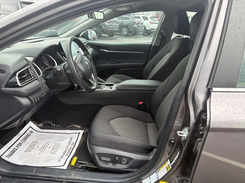 2022 Toyota Camry LE