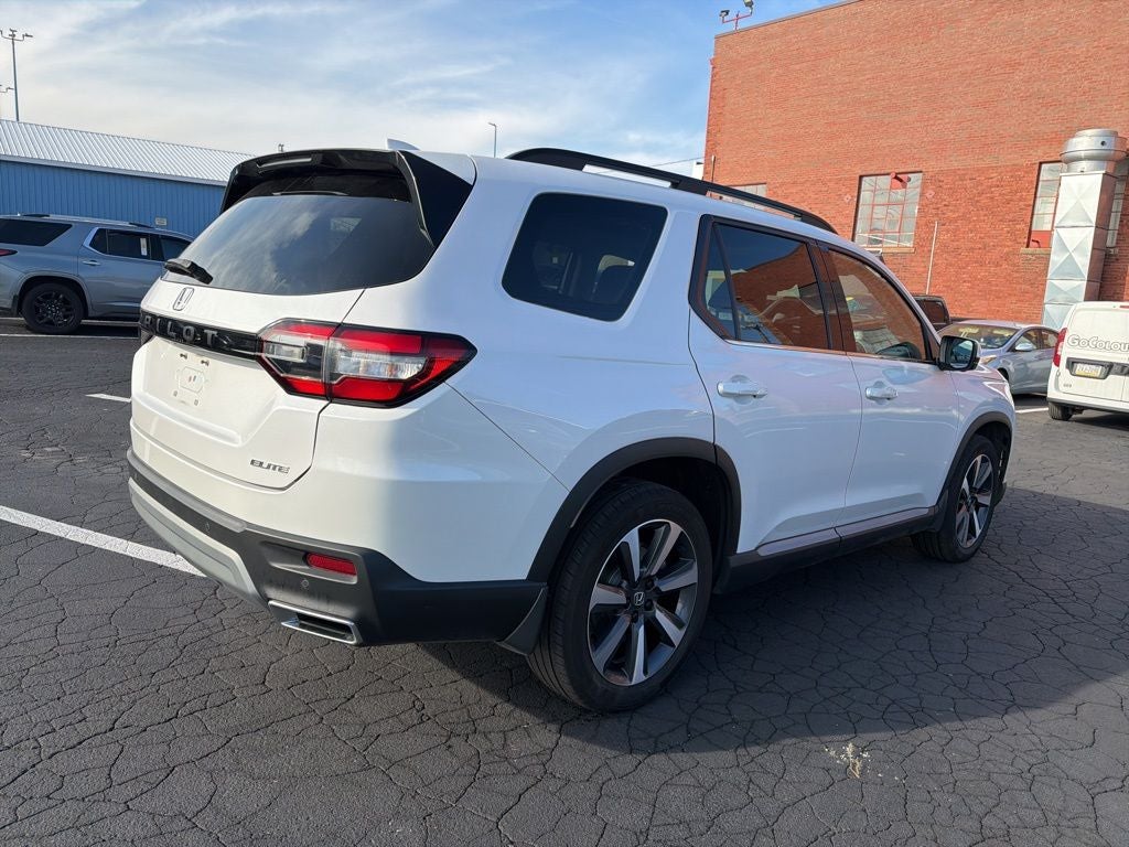 2023 Honda Pilot Elite