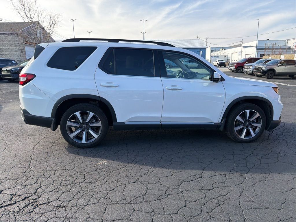 2023 Honda Pilot Elite
