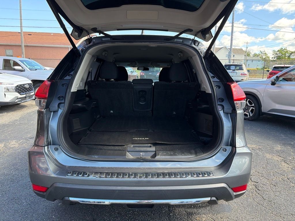 2018 Nissan Rogue SV