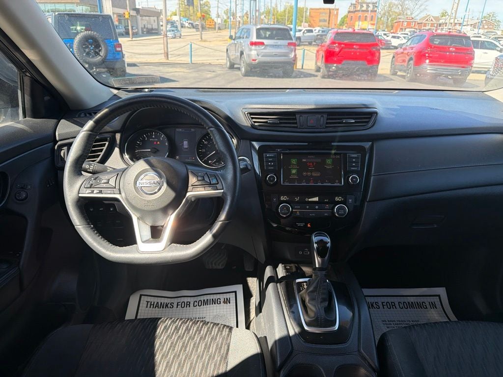 2020 Nissan Rogue SV