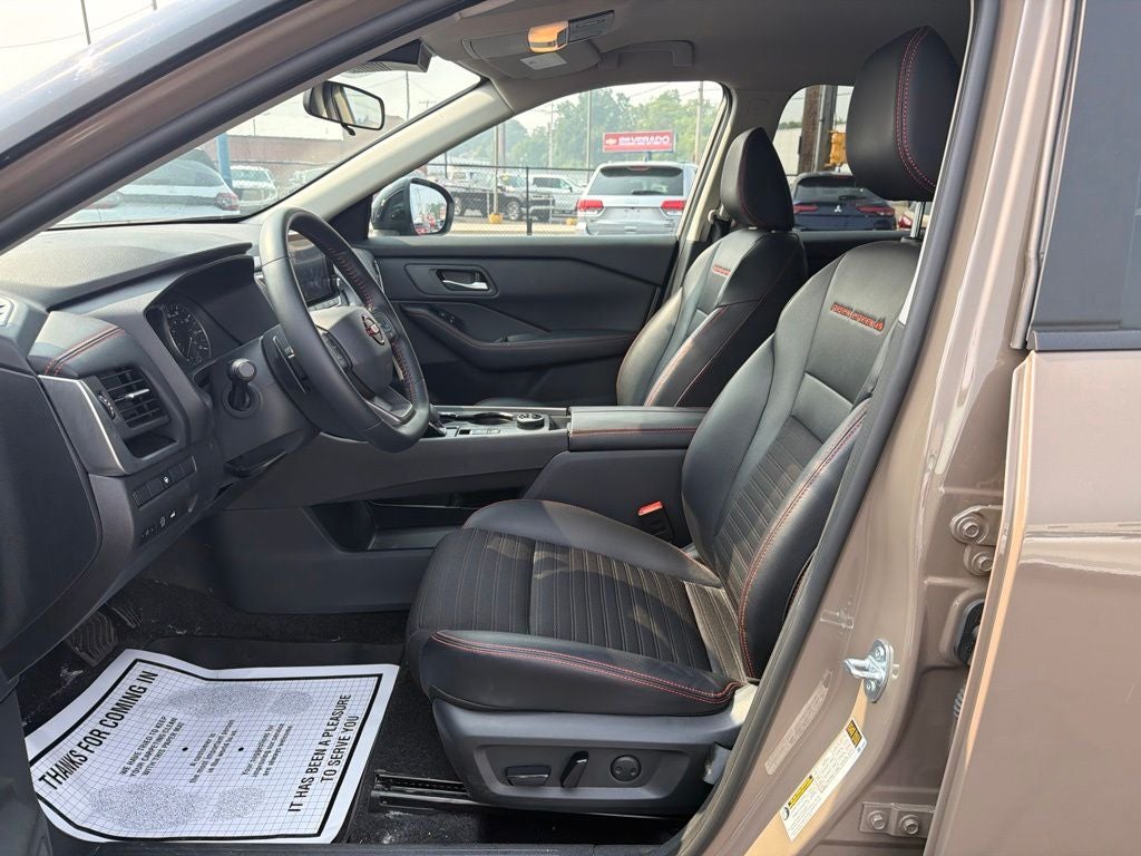 2025 Nissan Rogue Rock Creek