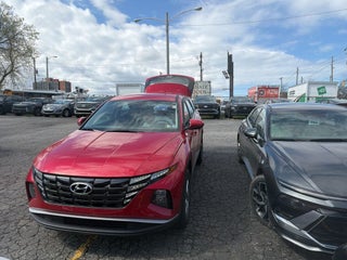 2022 Hyundai TUCSON SE