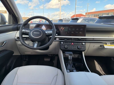 2026 Hyundai TUCSON SE