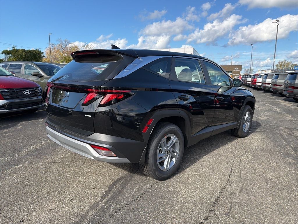 2026 Hyundai TUCSON SE