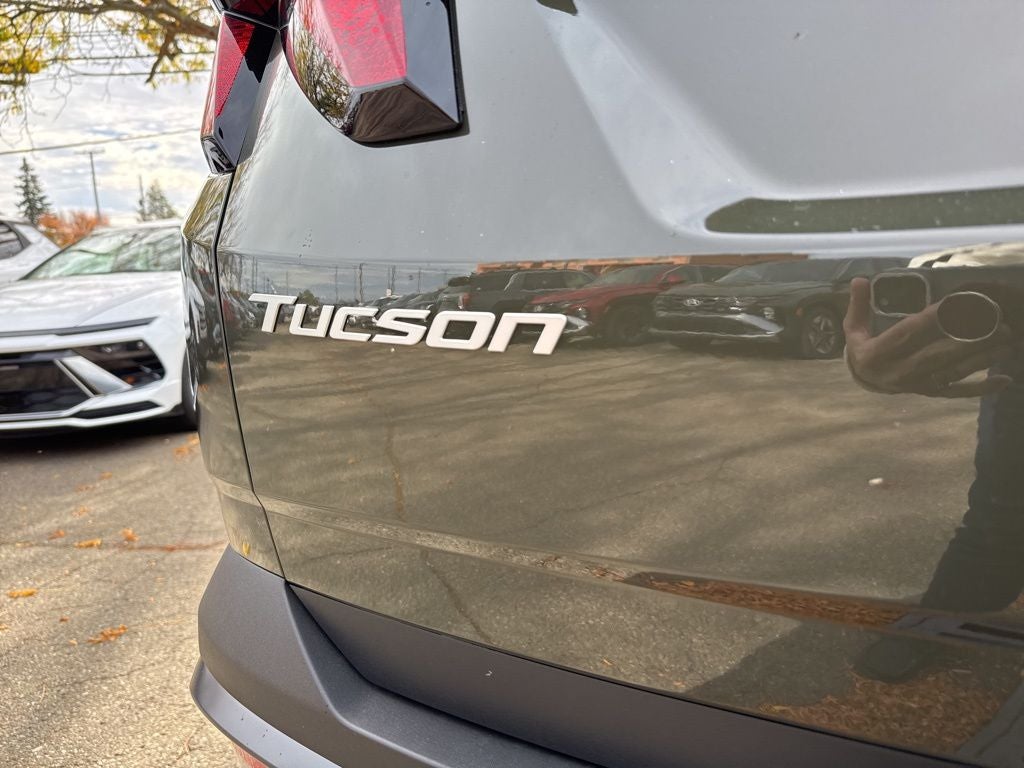 2026 Hyundai TUCSON SE