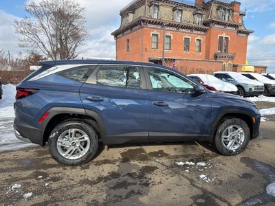 2026 Hyundai TUCSON SE