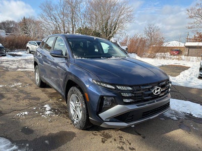2026 Hyundai TUCSON SE