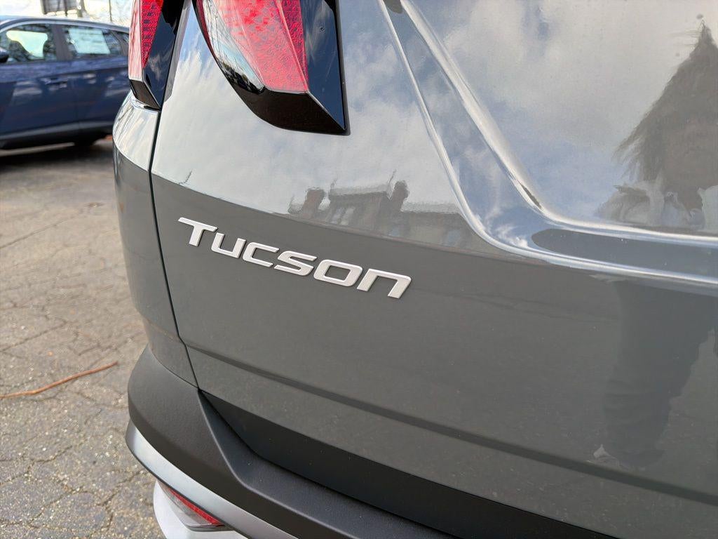 2026 Hyundai TUCSON SE