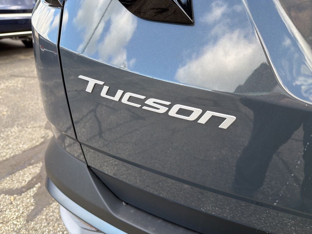 2026 Hyundai TUCSON SE