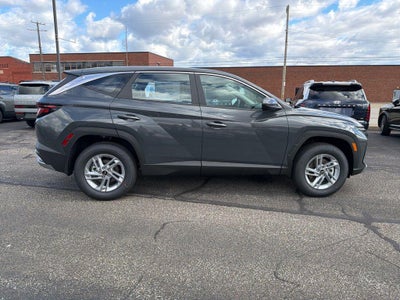 2026 Hyundai TUCSON SE