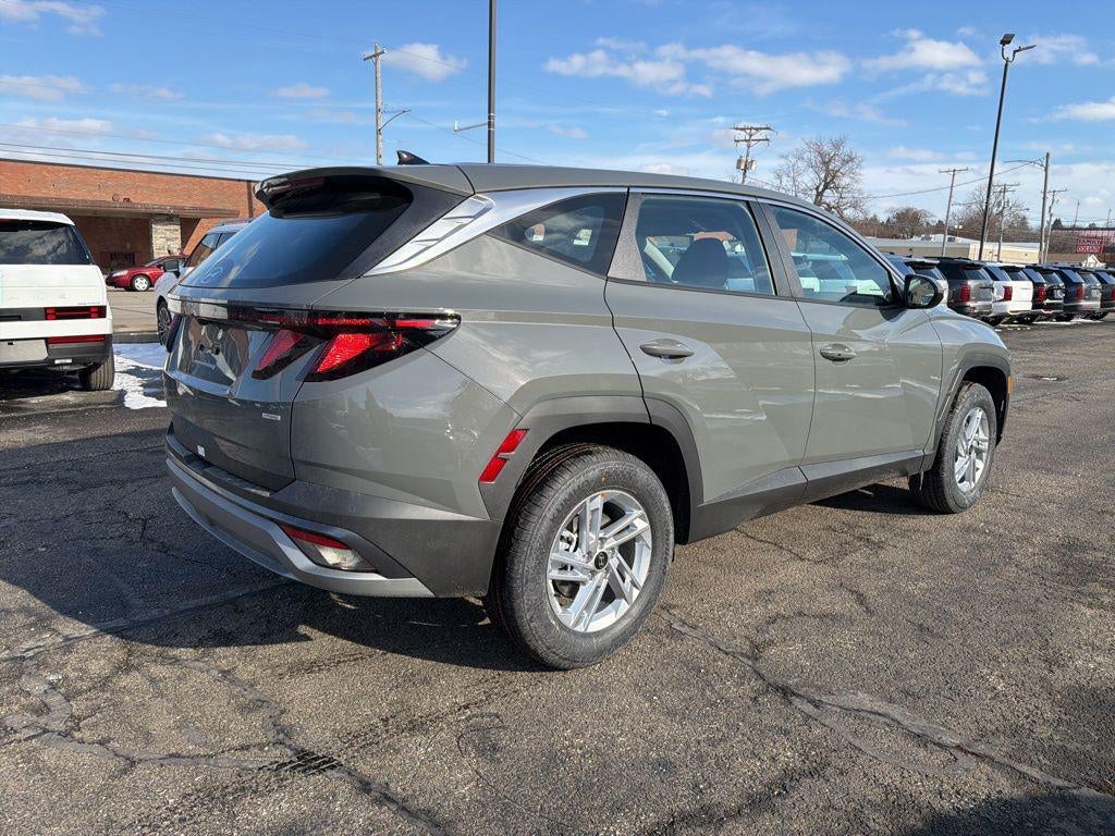 2026 Hyundai TUCSON SE