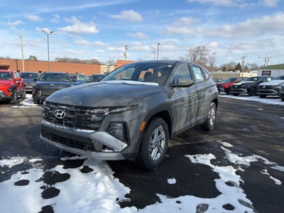 2026 Hyundai TUCSON SE