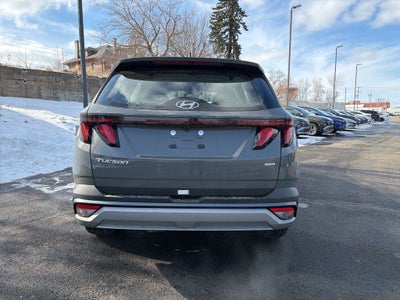 2026 Hyundai TUCSON SE