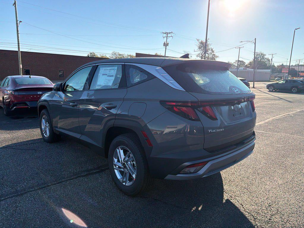 2026 Hyundai TUCSON SE