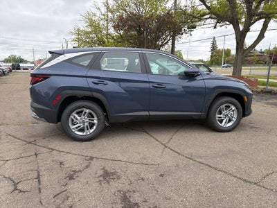 2026 Hyundai TUCSON SE