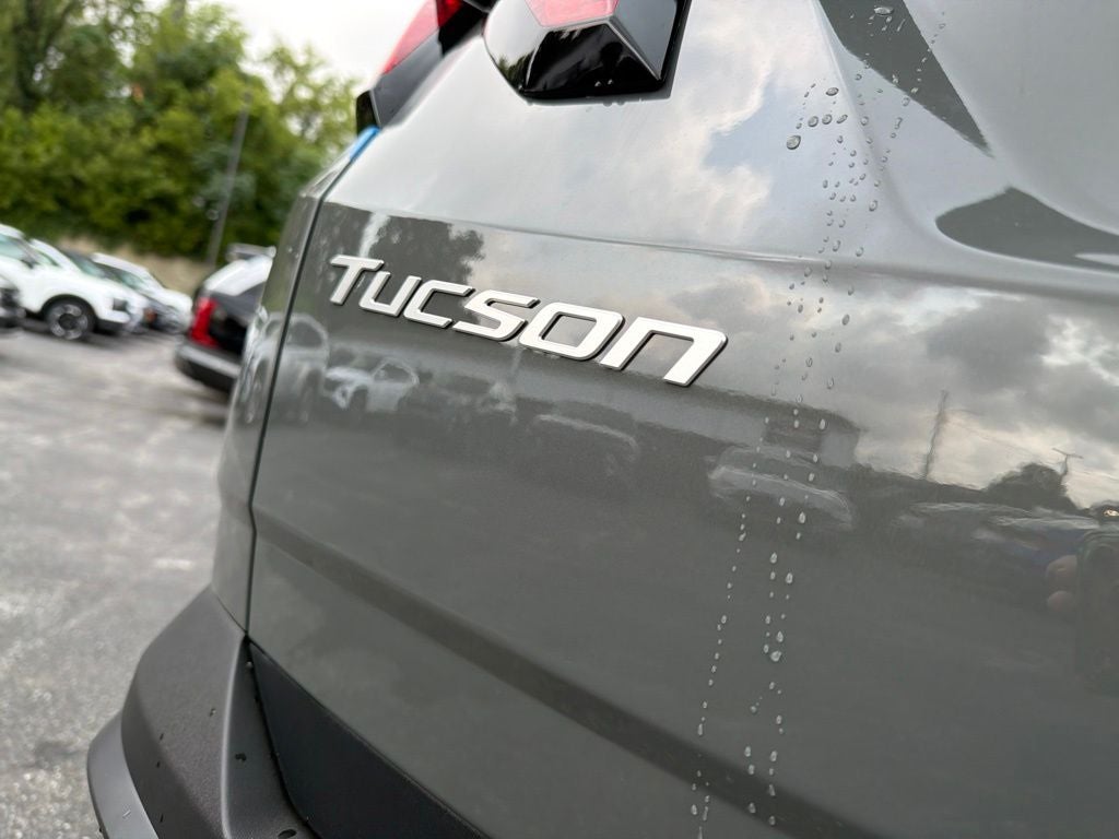2026 Hyundai TUCSON SE