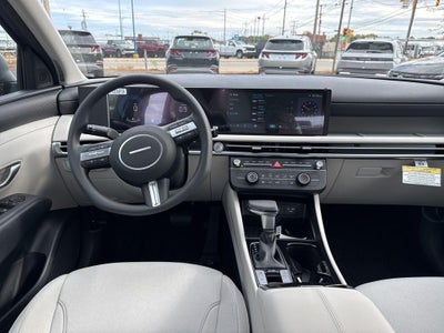 2026 Hyundai TUCSON SE