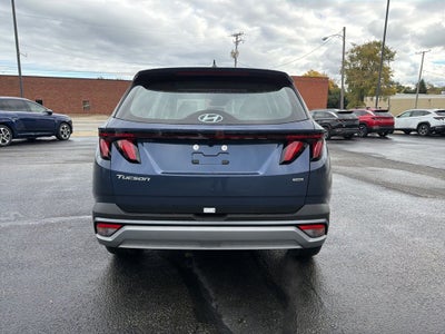 2026 Hyundai TUCSON SE