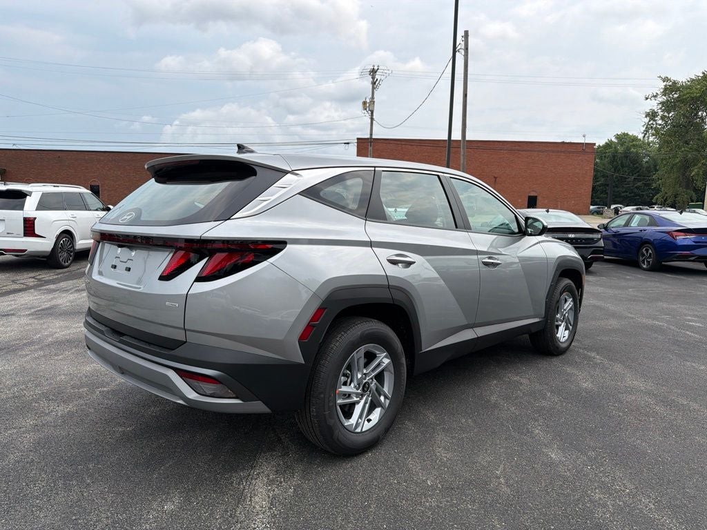 2026 Hyundai TUCSON SE