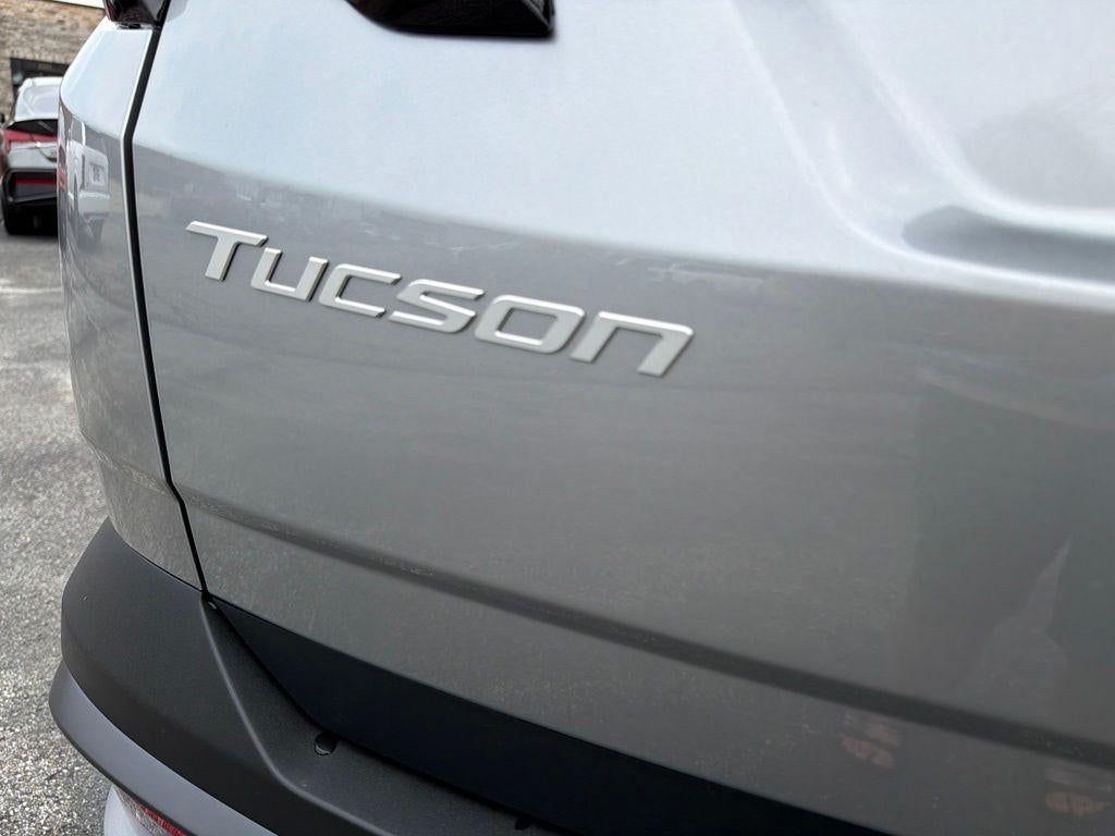 2026 Hyundai TUCSON SE